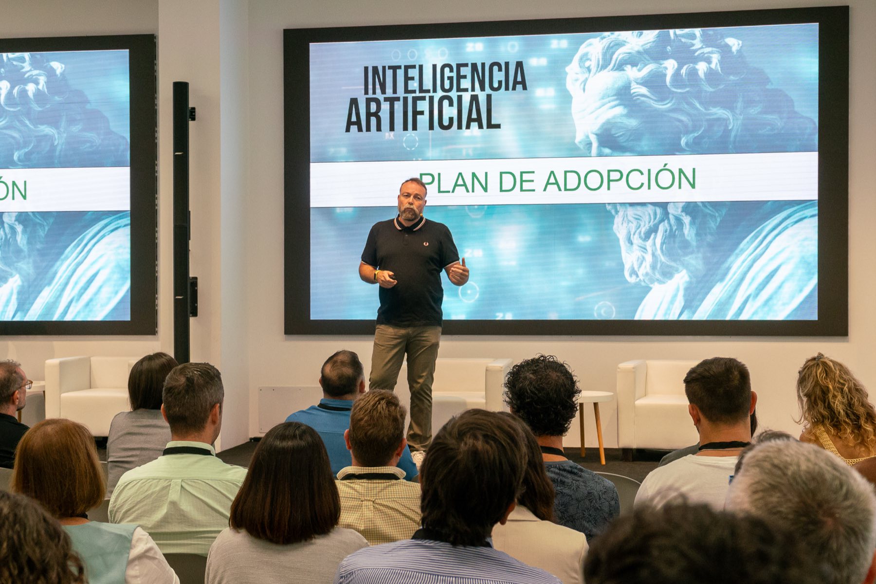 Pedro Bisbal — keynote · go digital